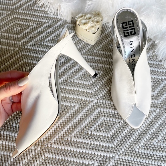 Givenchy Wing White Leather Sandals - Picture 10 of 15